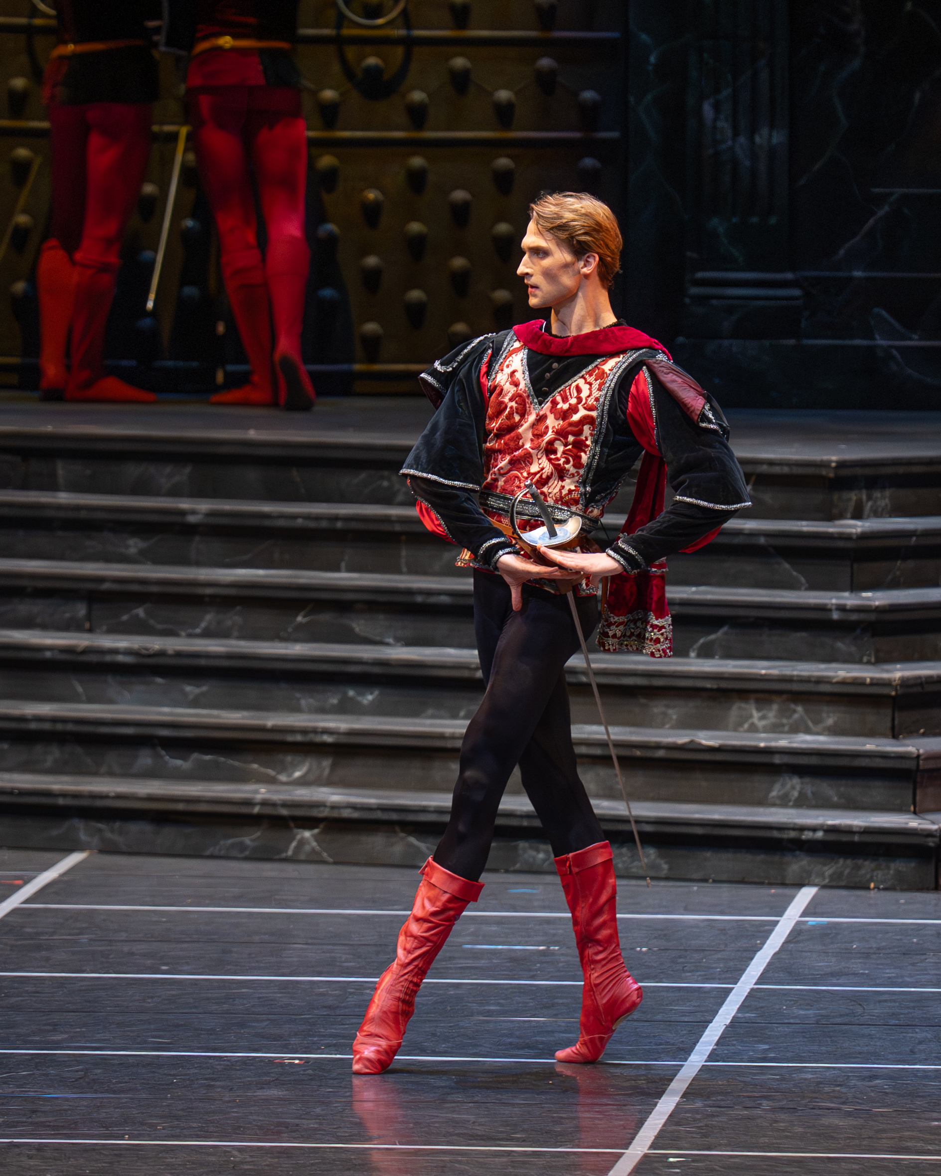 25-26 Romeo en Julia - AnnaO-Jan-Vsevolod-Joey-Edo-Tristan performance ©Altin Kaftira ALT00561